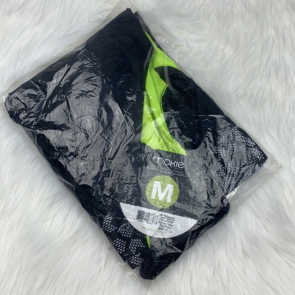 NWT Moxie Cycling High Vis Lumenex Layered Tank Size Medium - Picture 6 of 6